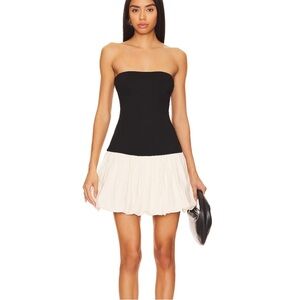 Revolve lovers and friends x anja dujakovic Mac mini dress in black and ivory!